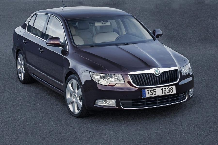 Skoda Superb 2008 года  (фото 66 из 131)